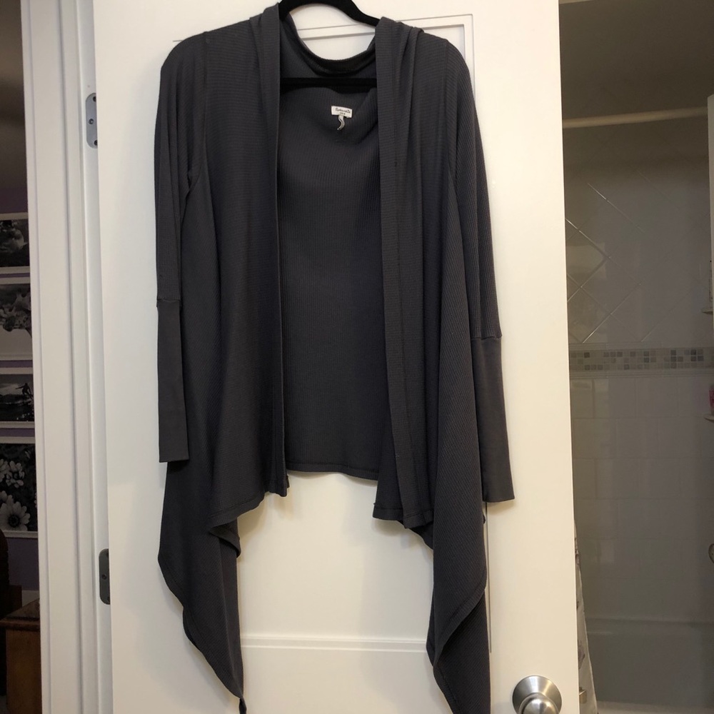 Splendid grey cardigan